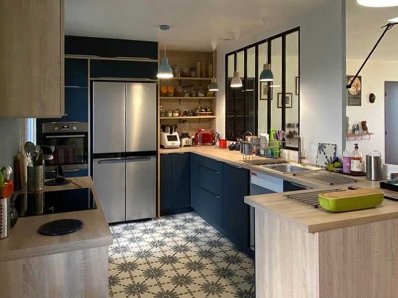 Cuisine bleue et bois