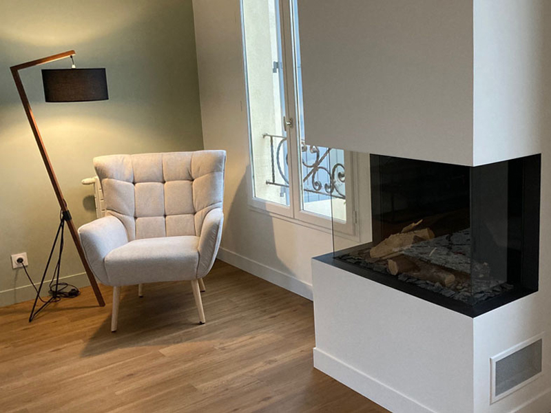 Coin fauteuil cheminée